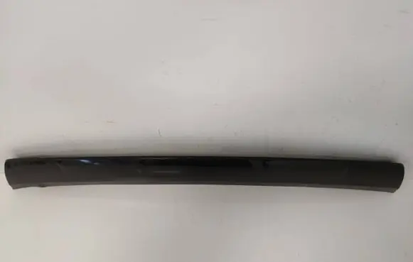 Volvo XC40 Front bumper lip 31407947