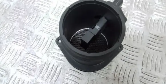 Volvo S40 Mass air flow meter 8692624 0280218134