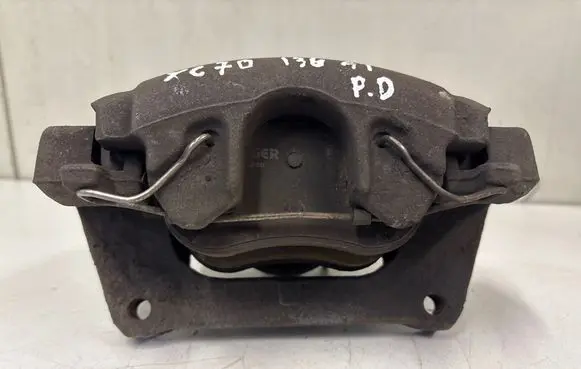 Volvo XC70 Front brake caliper 9209725