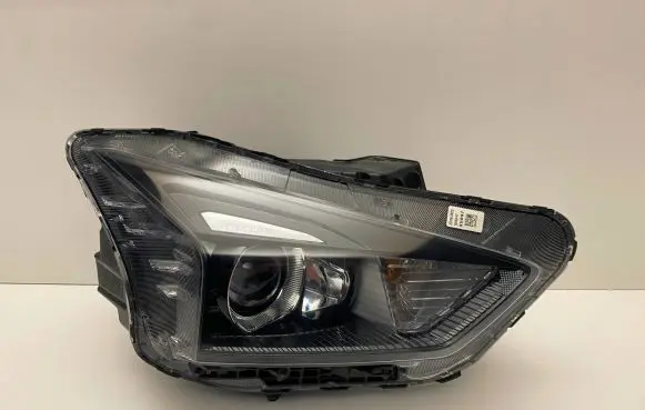 Hyundai Bayon Headlight/headlamp 92102Q0500 01069699900010