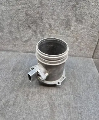 Audi A8 S8 D3 4E Mass air flow meter 077133471J 0280218069