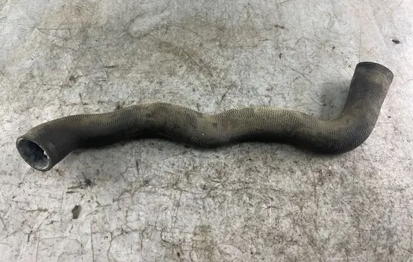 Mercedes-Benz E W210 Engine coolant pipe/hose 2105013382