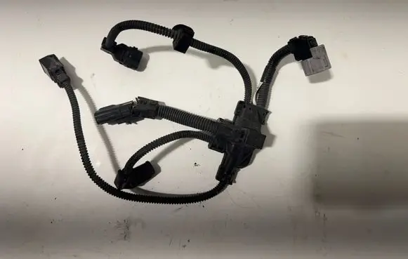 Toyota RAV 4 (XA50) Other wiring loom 8221933140D