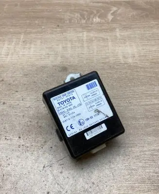 Toyota Corolla Verso AR10 Door control unit/module 897410F010