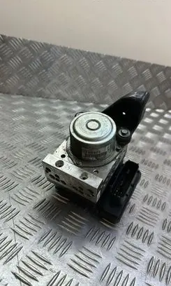 Nissan Juke I F15 ABS Pump TD8405 32073387