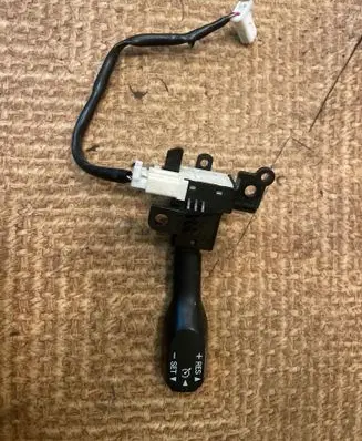 Lexus RX 330 - 350 - 400H Cruise control stalk 18A174