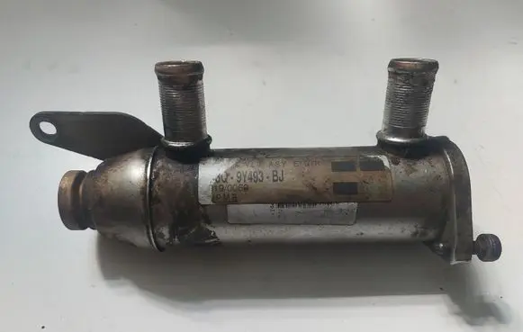 Peugeot 607 EGR valve cooler 4U3Q9Y493BJ