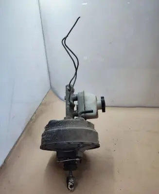Hyundai Terracan Brake booster