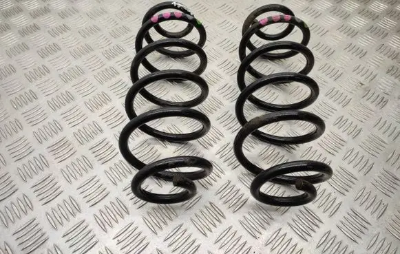 Audi A4 S4 B8 8K Rear coil spring