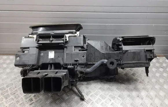 Audi A8 S8 D4 4H Interior heater climate box assembly 4H1820005H 4H1820005