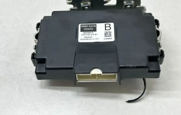 Nissan Navara D23 Gearbox control unit/module 330844JA1B M0030510 2166952