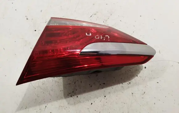 Hyundai i40 Tailgate rear/tail lights 924043Z000