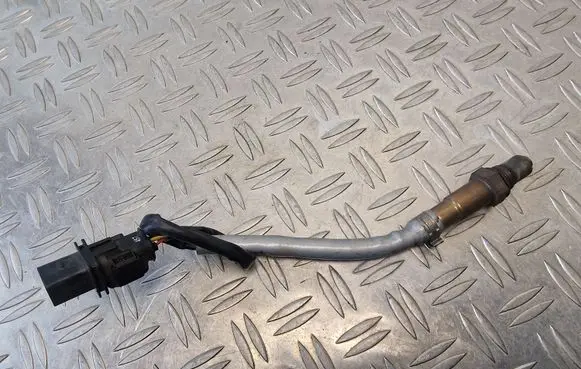 Volkswagen PASSAT CC Lambda probe sensor 03L906262