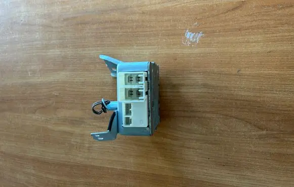 Toyota Prius (NHW20) Power steering control unit/module 