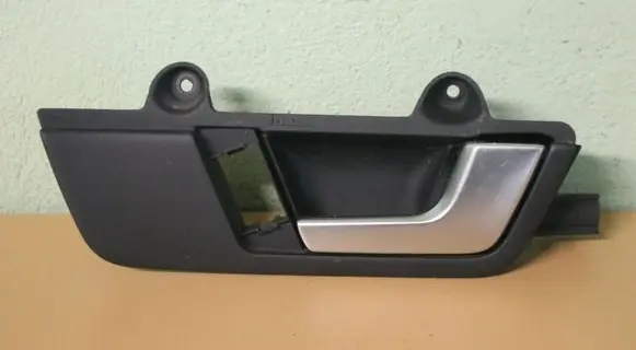 Audi A4 S4 B7 8E 8H Front door interior handle 8E2837020F