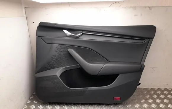 Skoda Octavia Mk4 Front door card panel trim 5E4867014C