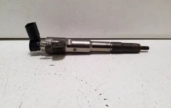 Fuel injector