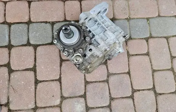 Opel Insignia B Gearbox transfer box case 