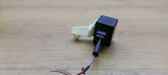 Lexus IS 220D-250-350 Other relay 895A153010