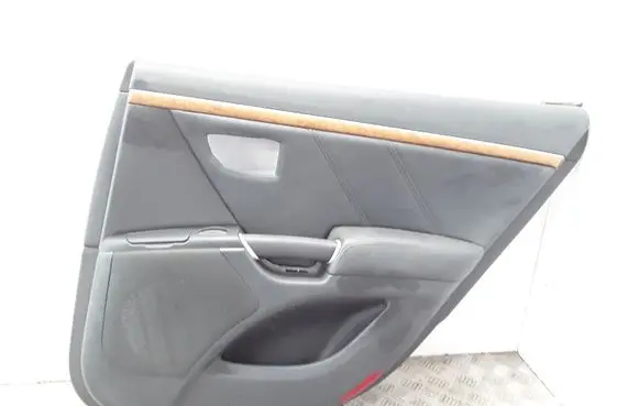 Hyundai Grandeur Rear door card panel trim 833403L010