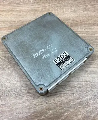 Mazda 626 Engine control unit/module ECU F2D318881A 079702082