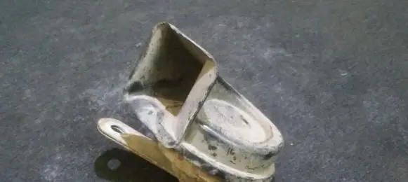 BMW 5 E39 Horn signal 703881157