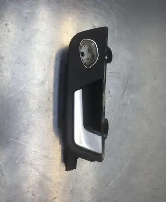 Audi A4 S4 B7 8E 8H Rear door interior handle 8E0839020