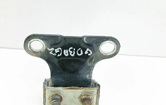 Toyota Avensis T250 Tailgate/trunk/boot hinge 