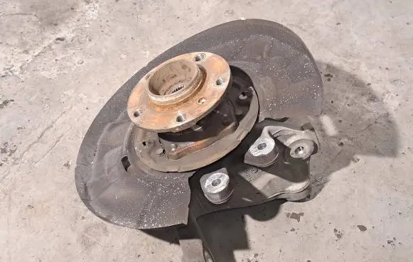 BMW 7 F01 F02 F03 F04 Rear wheel hub 6797447