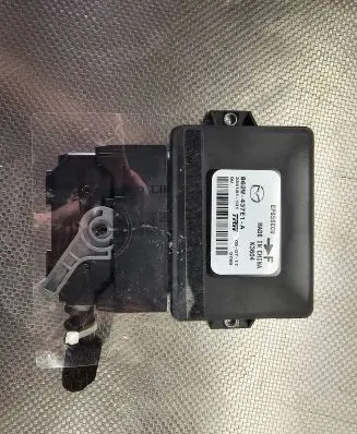 Mazda 3 III Hand brake control module B62W437E1A