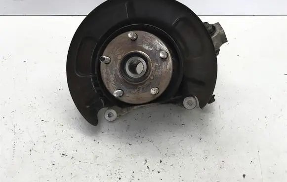 Subaru Forester SK Stub axle