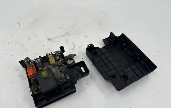 Fuse box set
