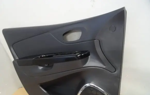 Renault Captur Front door card panel trim 156067372