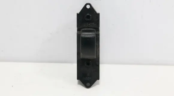 Citroen C-Crosser Electric window control switch 8608A182 C8DD642M