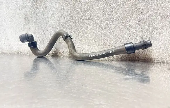 Opel Insignia A Coolant pipe/hose 