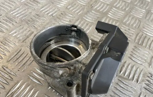 Skoda Octavia Mk2 (1Z) Throttle valve 03G128063G