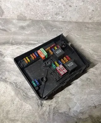 Skoda Octavia Mk2 (1Z) Fuse box set 1K0937125D