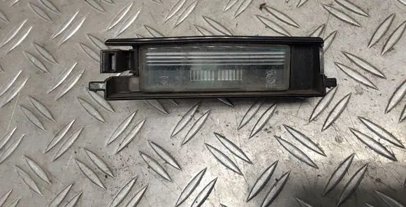 Toyota RAV 4 (XA20) Number plate light