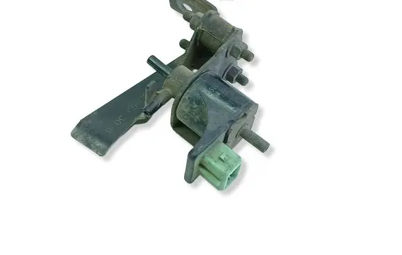 Peugeot 406 Turbo solenoid valve 1950670