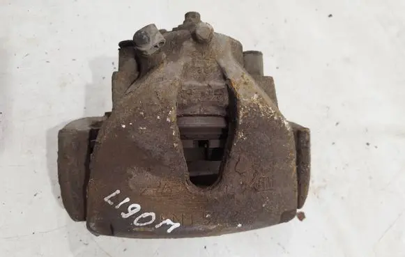 Opel Zafira B Front brake caliper