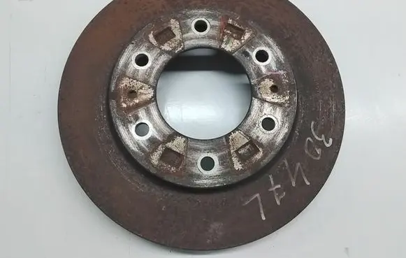 Mitsubishi L200 Front brake disc 4615A203