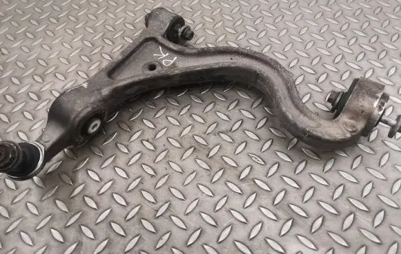 Porsche Panamera (970) Front lower control arm/wishbone 97034134102 970341341