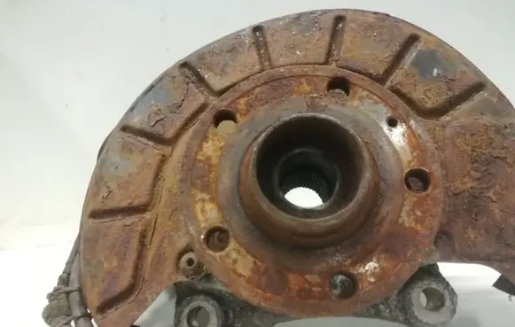 Volkswagen PASSAT B6 Front wheel hub