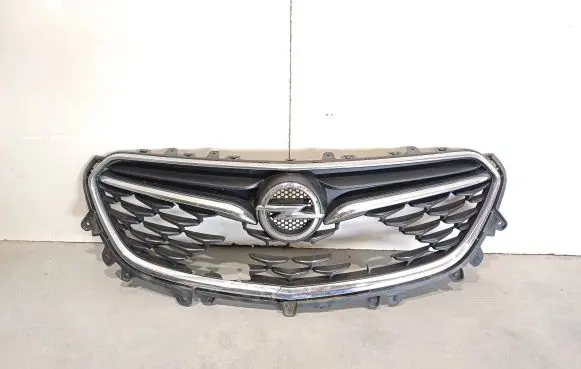 Opel Mokka X Front bumper upper radiator grill