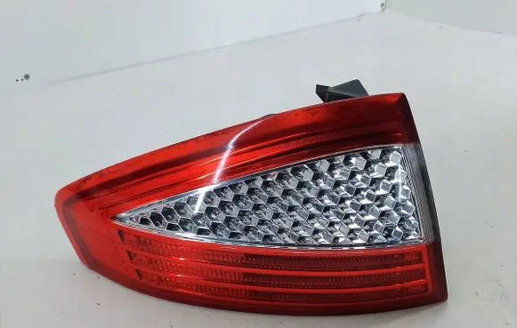 Ford Mondeo MK IV Rear/tail lights 7S71-13405-A