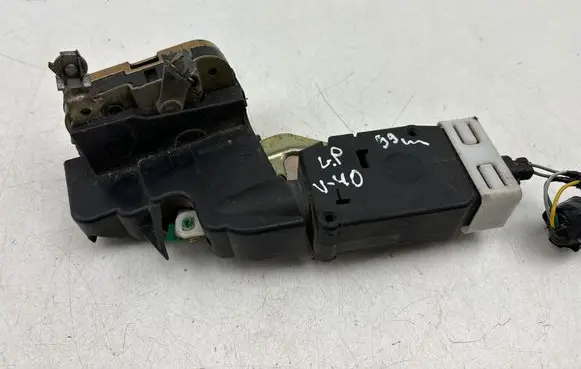 Volvo S40, V40 Front door lock