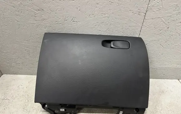 Volvo XC60 Glove box 31417597 AGXJA