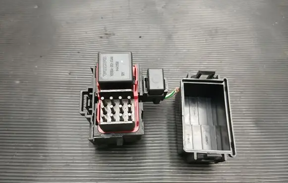 Volvo V60 Other relay 9441158