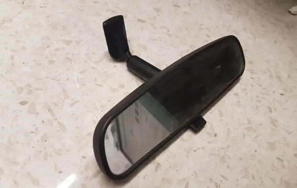Mitsubishi Pajero Rear view mirror (interior) E8011681 011681