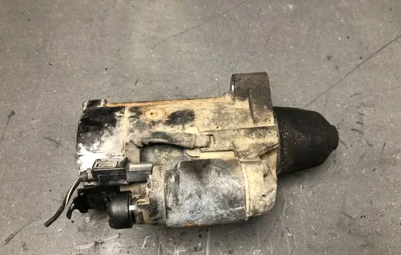 Honda Civic Starter motor M002T85871